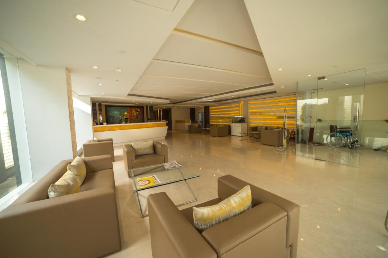Zip By Spree Hotels Samudra Belgaum Exterior foto
